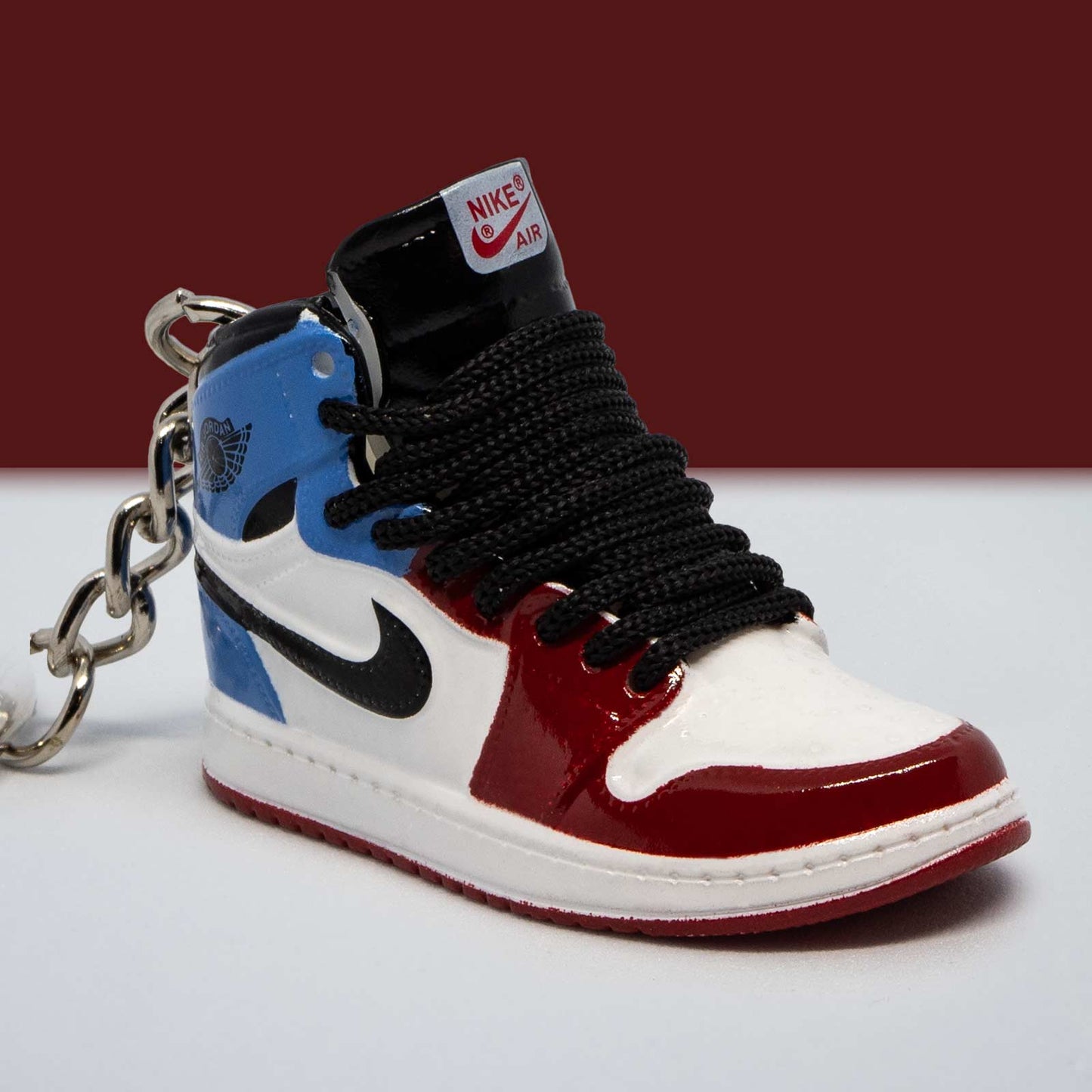 Nike Jordan bleu et rouge