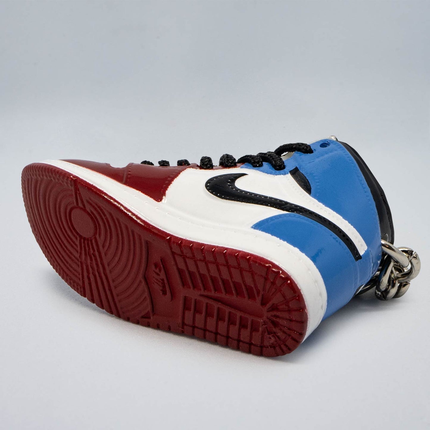Nike Jordan bleu et rouge