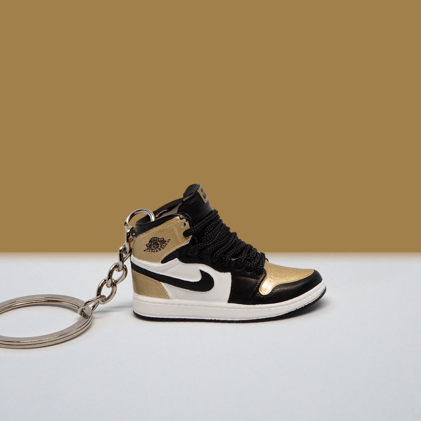 Nike Jordan dore