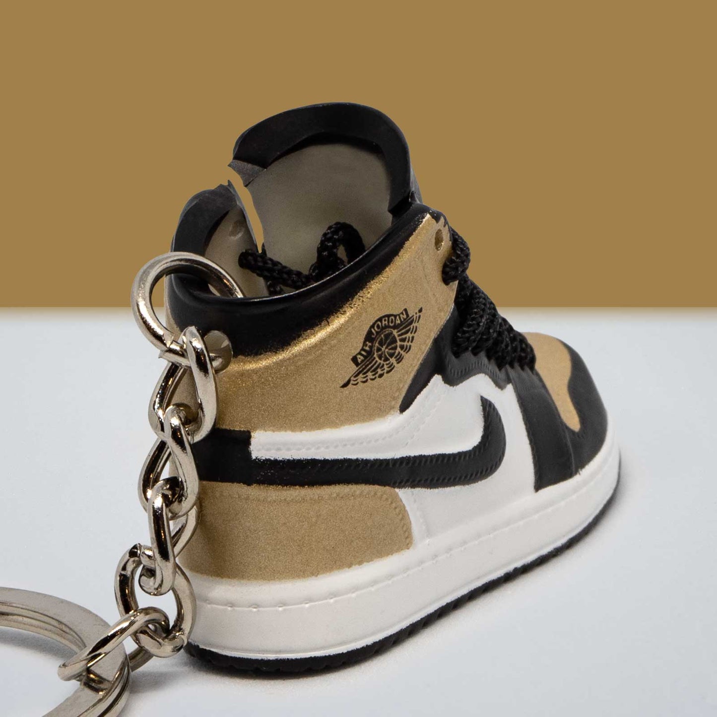 Nike Jordan dore