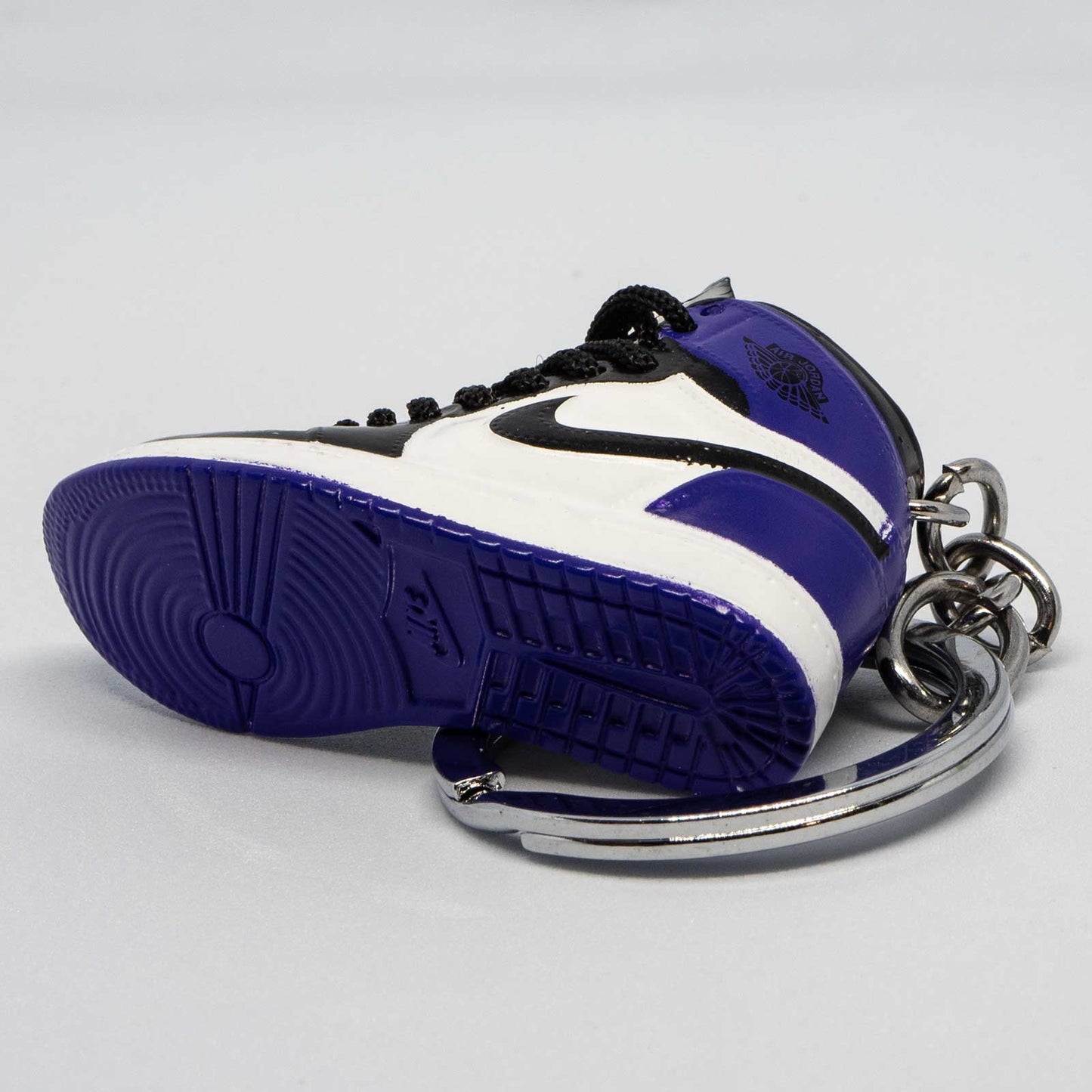 Nike Jordan violet