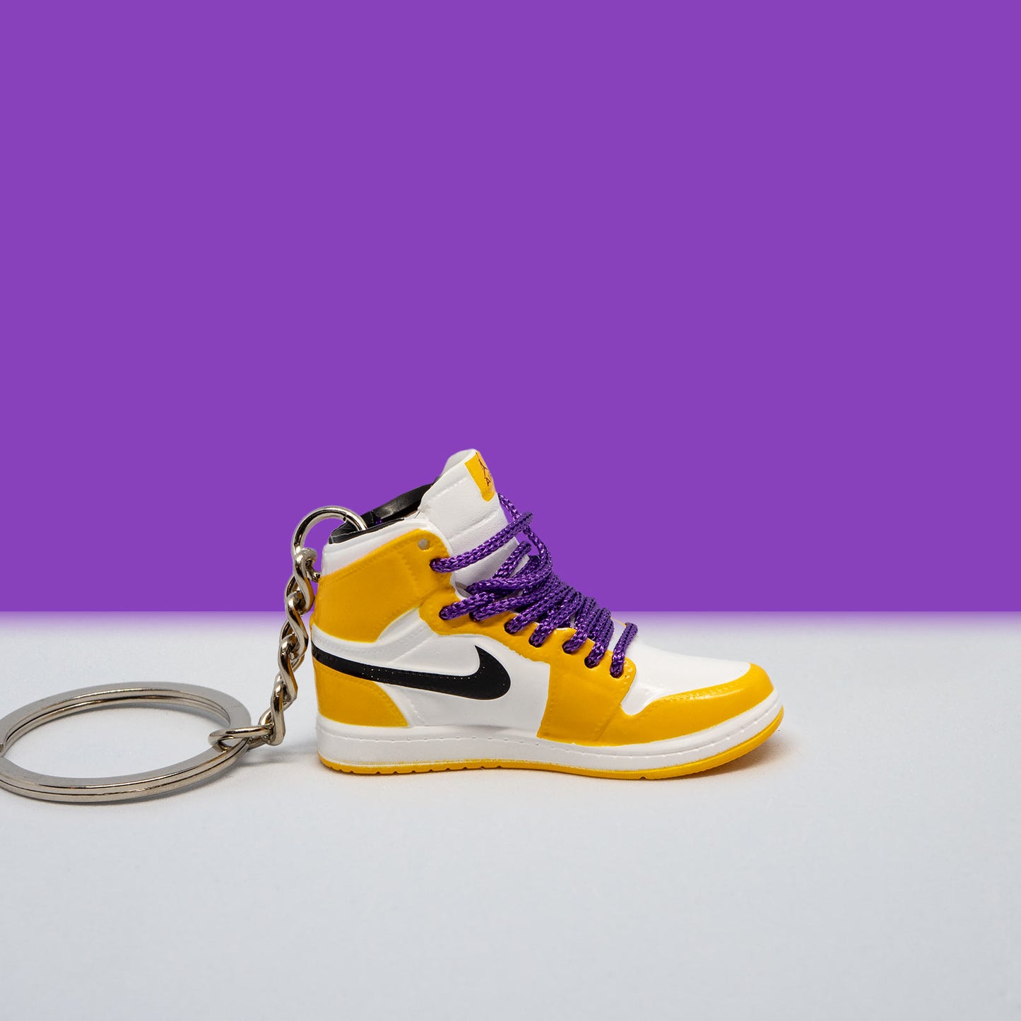 Nike Jordan Lakers
